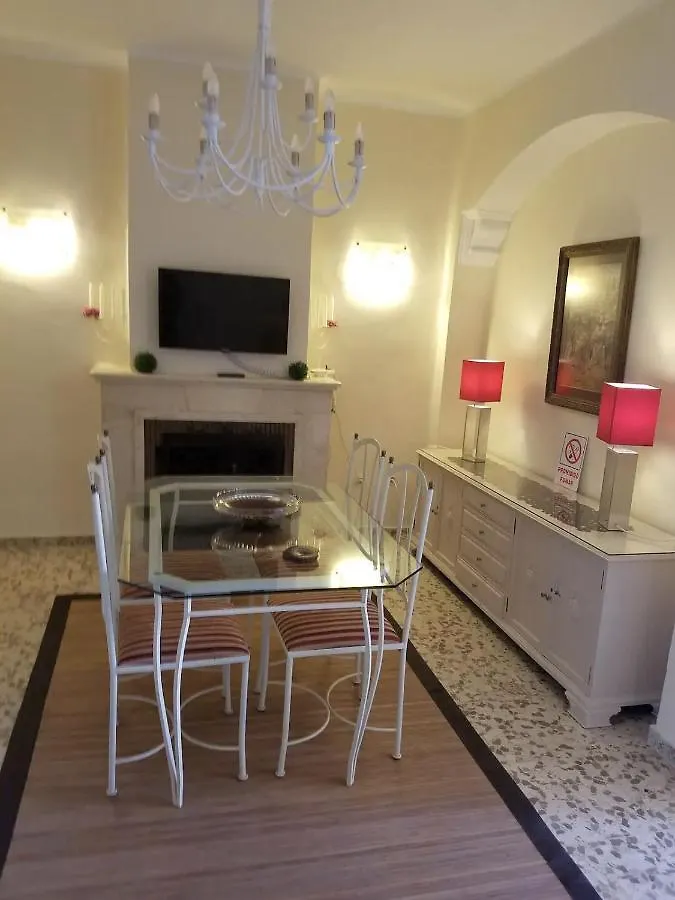Vendégház Zimmer Fur Singles In Einem Typischen Andalusischen Stadthaus Mit Sonnenterrasse Málaga