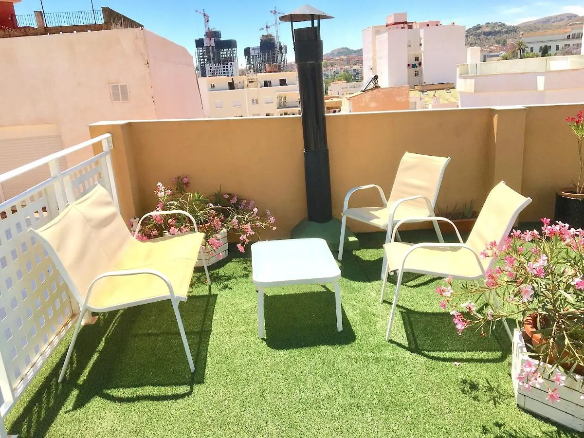 Zimmer Fur Singles In Einem Typischen Andalusischen Stadthaus Mit Sonnenterrasse Málaga Vendégház